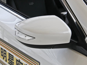 2014 2.5XV NAVIŰ ^