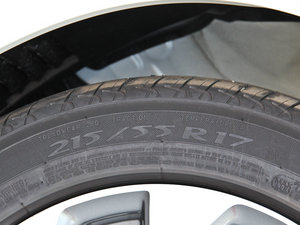 2014 2.5XV NAVIŰ (x)(ji)^