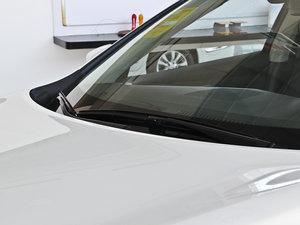 2014 2.5XV NAVIŰ ˢ