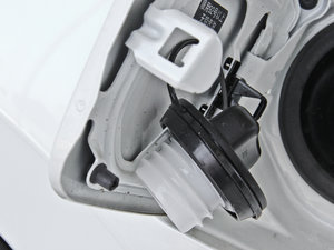 2014 2.5XV NAVIŰ ^