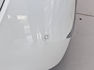 2014 2.5XV NAVIŰ ^