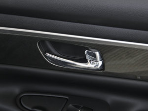 2014 2.5XV NAVIŰ g