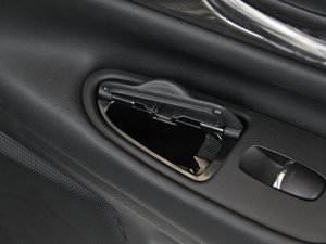 2014 2.5XV NAVIŰ g