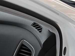 2014 2.5XV NAVIŰ g