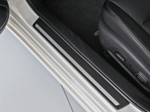 2014 2.5XV NAVIŰ g