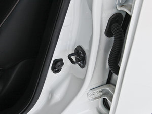 2014 2.5XV NAVIŰ g