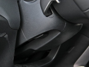 2014 2.5XV NAVIŰ g