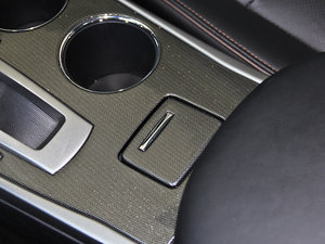 2014 2.5XV NAVIŰ g