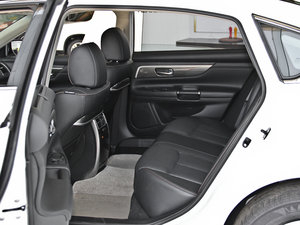 2014 2.5XV NAVIŰ ſg