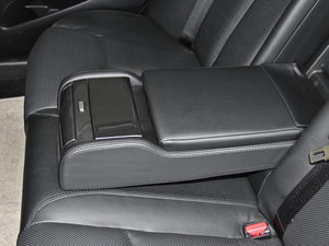 2014 2.5XV NAVIŰ 