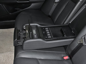 2014 2.5XV NAVIŰ g