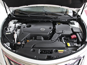 2014 2.5XV NAVIŰ 