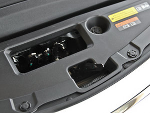 2014 2.5XV NAVIŰ 