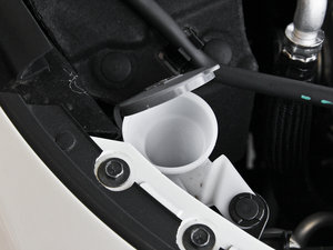 2014 2.5XV NAVIŰ 