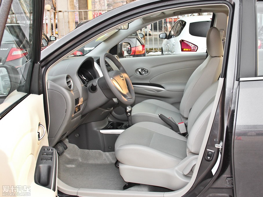 2014��ꖹ� 1.5XL CVT���A��