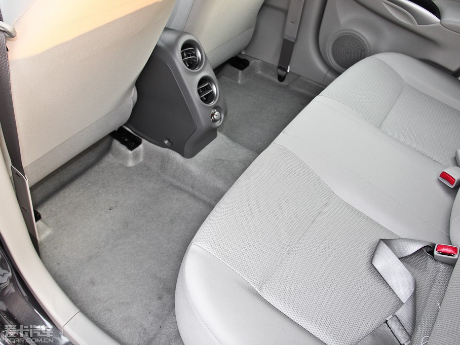 2014��ꖹ� 1.5XL CVT���A��