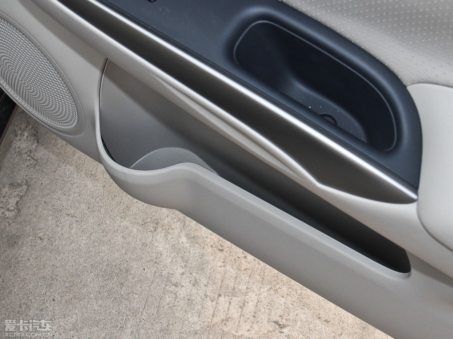 2014��ꖹ� 1.5XV CVT���F��