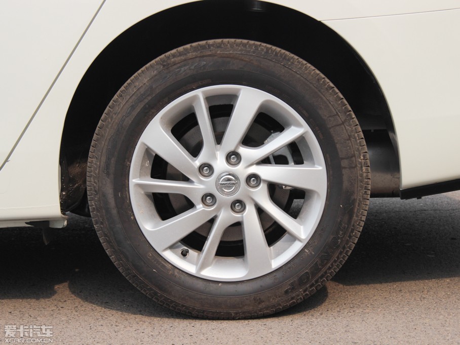 2014 1.6XV CVT