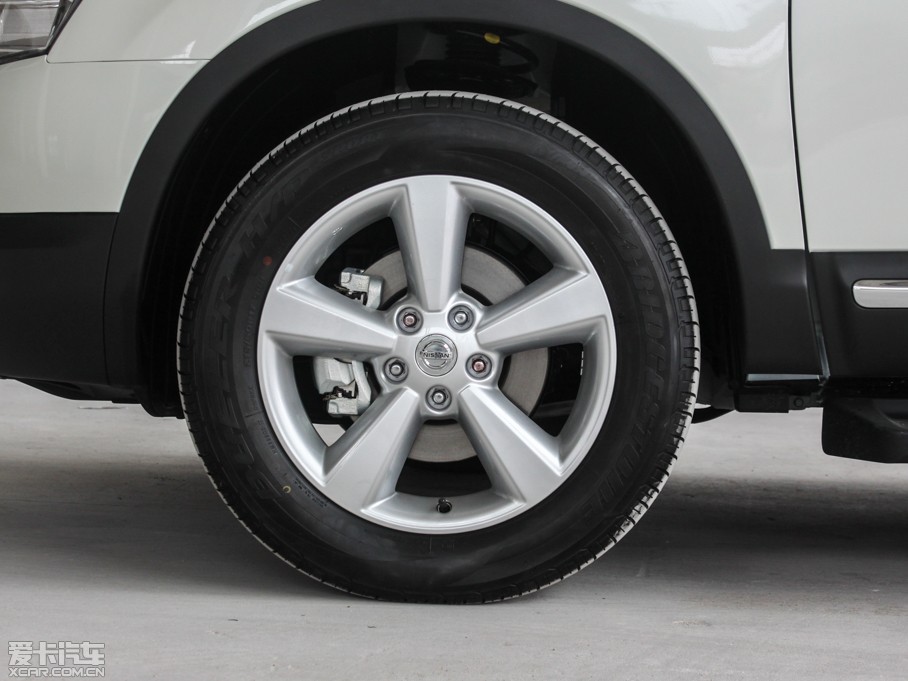 2015���п� 2.0XV CVT����