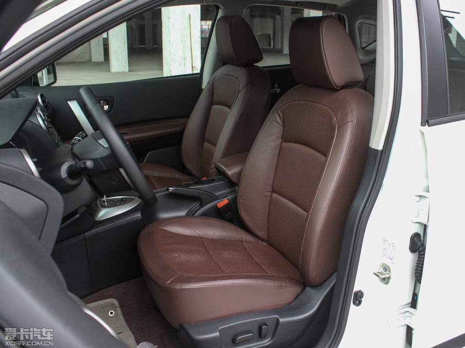 2015���п� 2.0XV CVT����