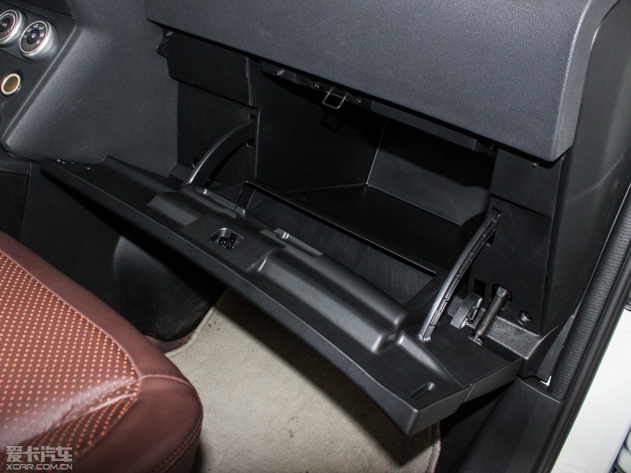 2015���п� 2.0XV CVT����