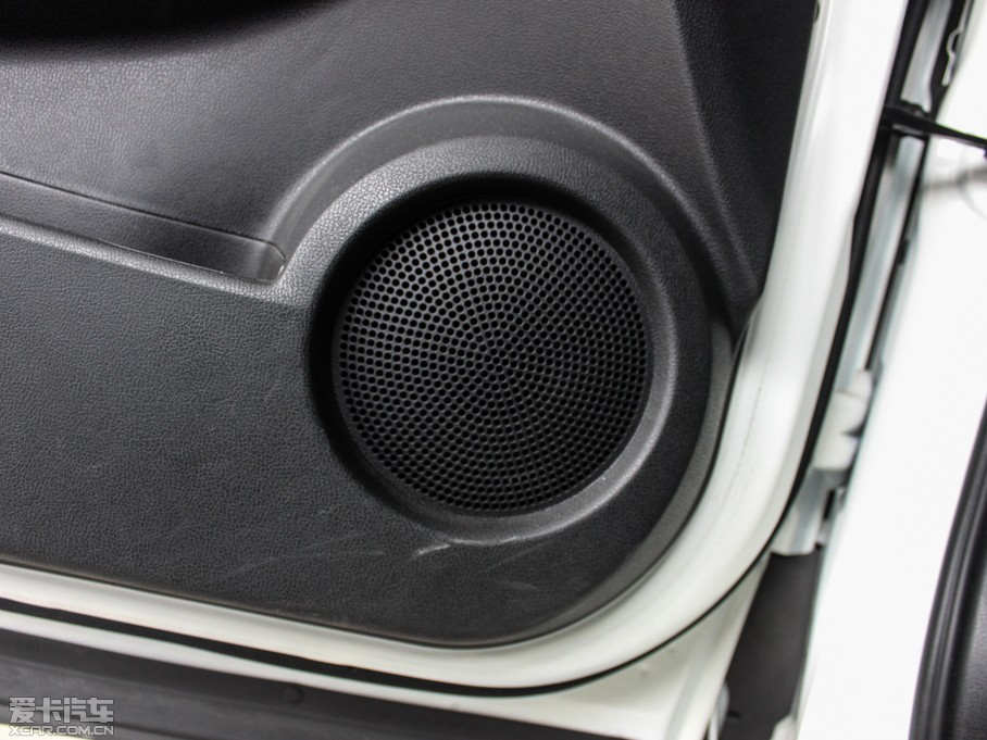 2015���п� 2.0XV CVT����