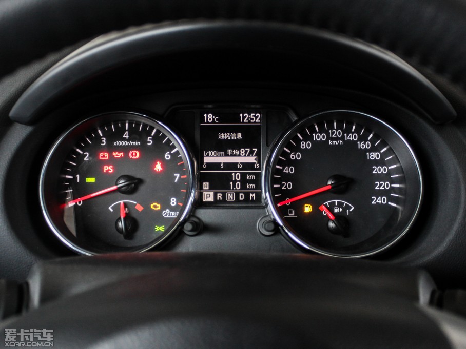 2015���п� 2.0XV CVT����