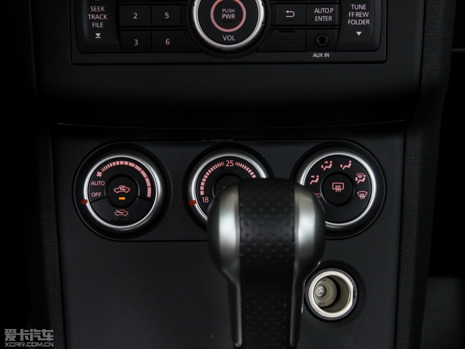 2015���п� 2.0XV CVT����