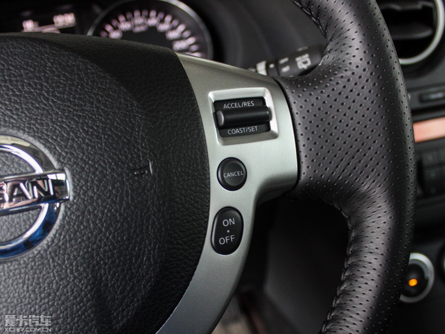 2015���п� 2.0XV CVT����