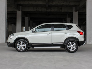 2015款2.0XV CVT酷炫 正侧（左）