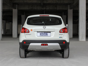 2015款2.0XV CVT酷炫 正后	