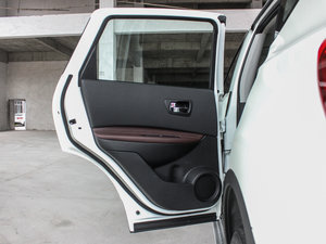 2015款2.0XV CVT酷炫 左后车门