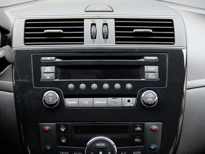 東風日產2014款騏達