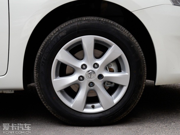 東風日產2014款騏達