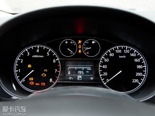 東風日產2014款騏達