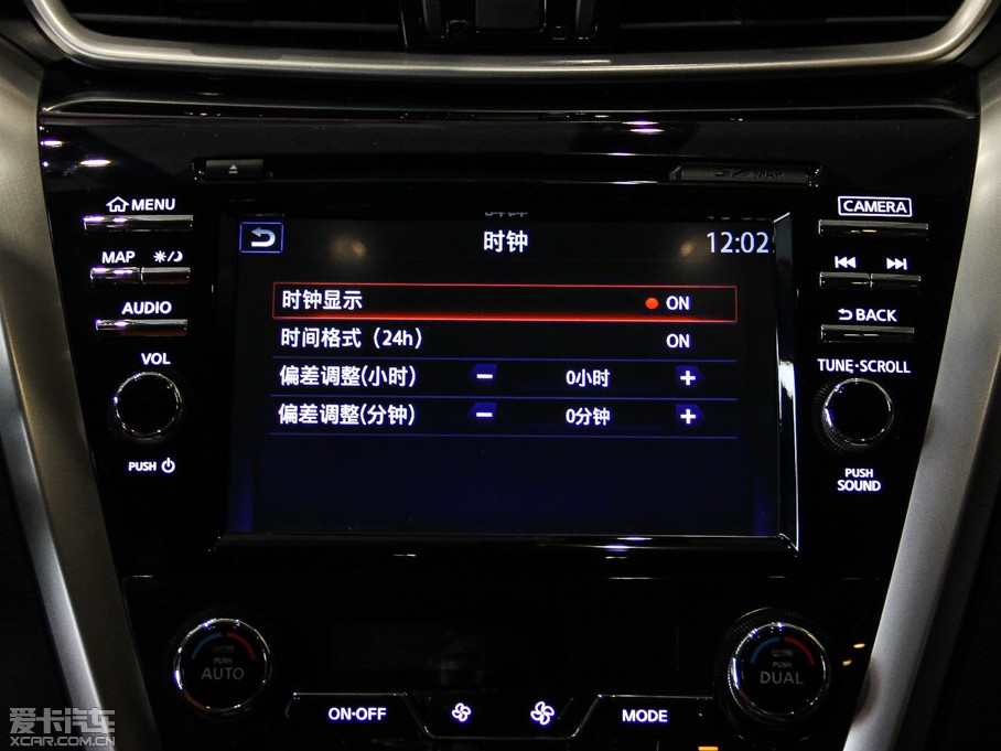 2015����m 2.5L XL ���а�