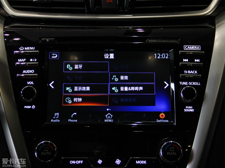 2015����m 2.5L XL ���а�