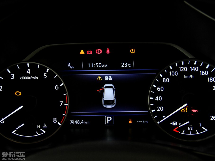 2015����m 2.5L XL ���а�