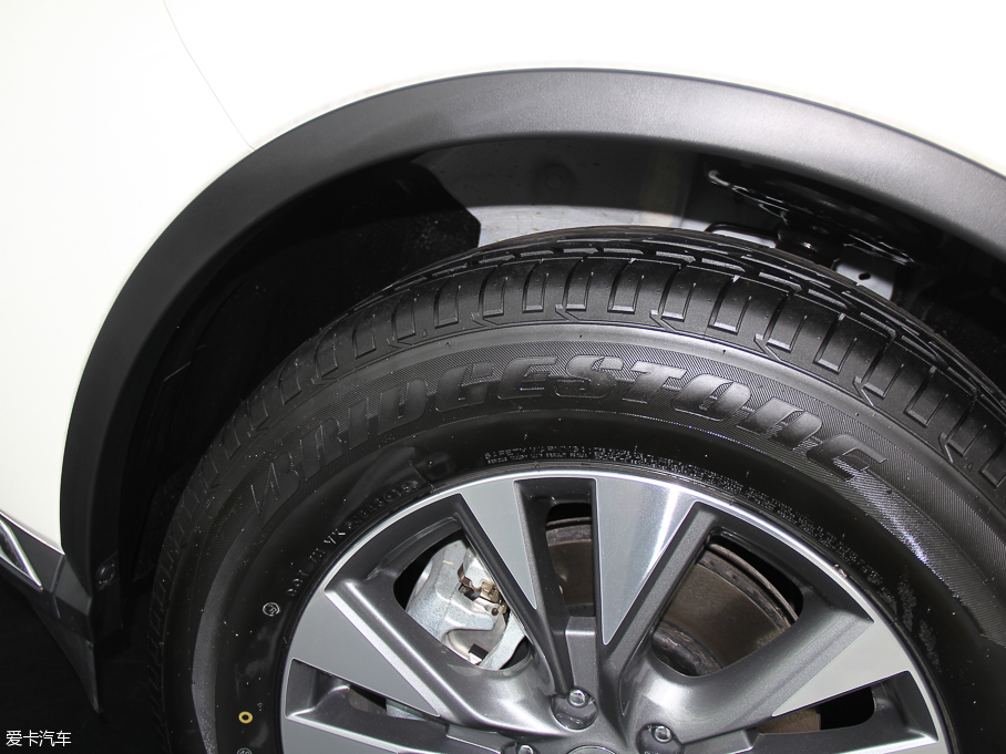 2015m 2.5L XV RES Plus Ű