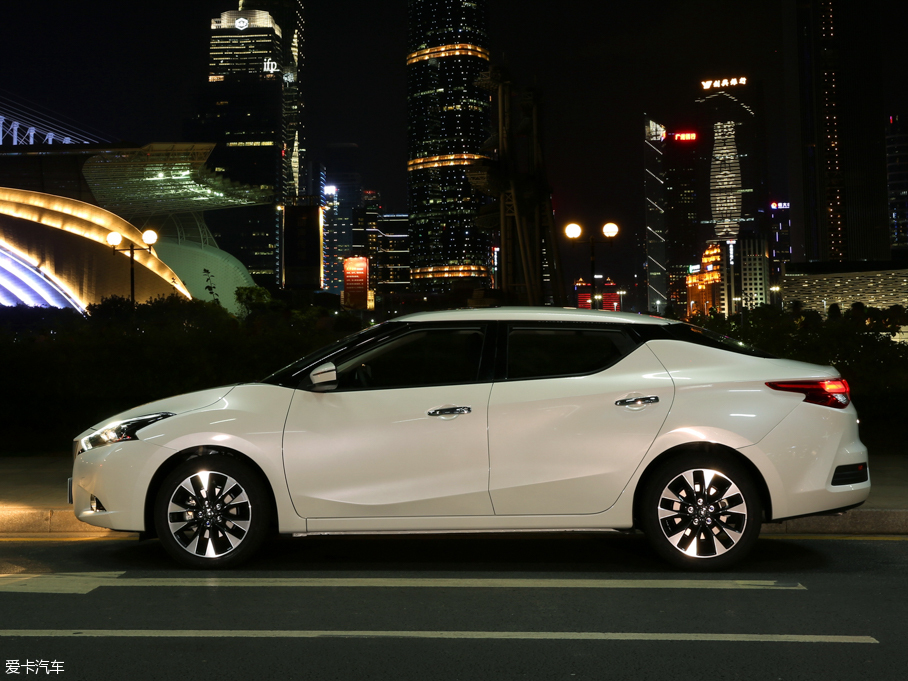 2016LANNIA {B 1.6L CVTܰ