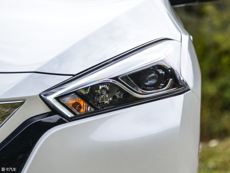 2016LANNIA {(ln)B 1.6L CVTܰ