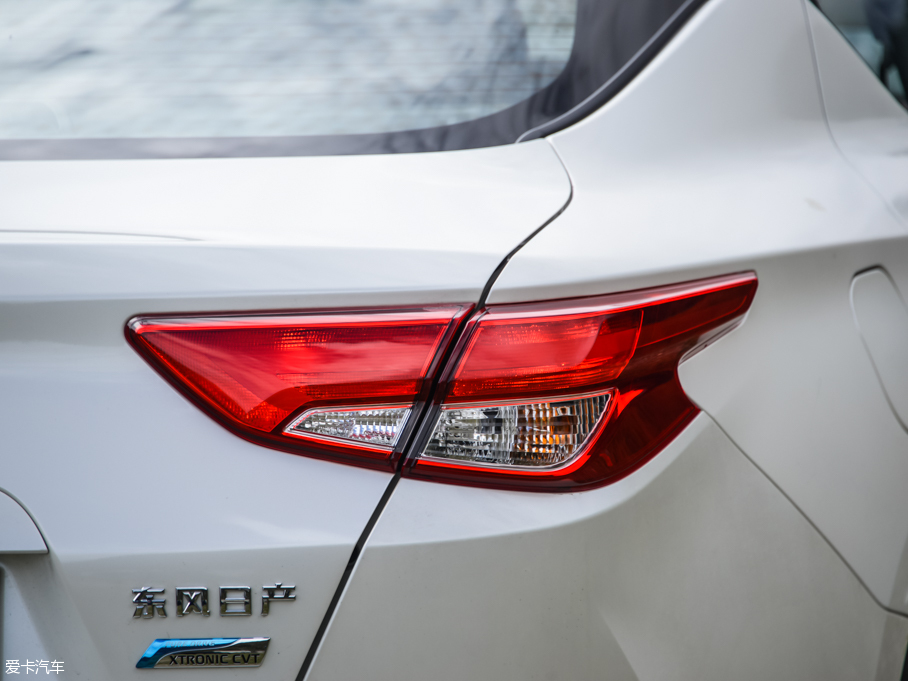 2016LANNIA {(ln)B 1.6L CVTܰ