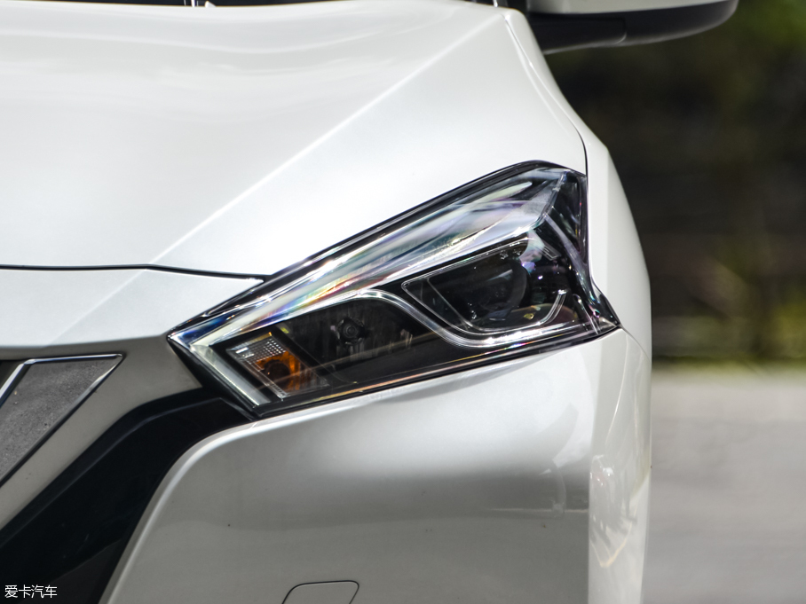 2016LANNIA {B 1.6L CVTܰ