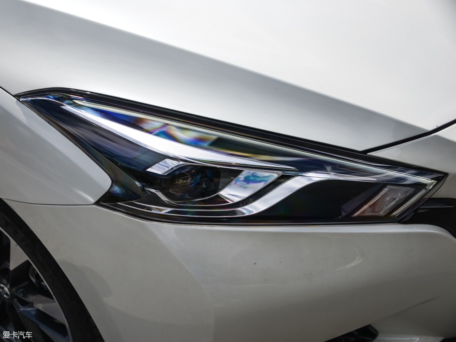 2016LANNIA {B 1.6L CVTܰ