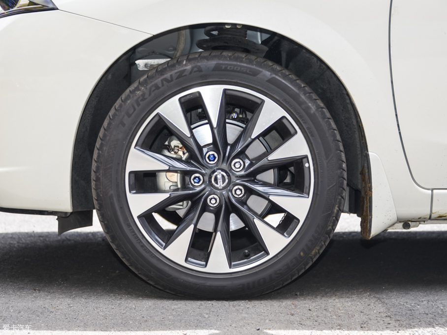 2016LANNIA {B 1.6L CVTܰ