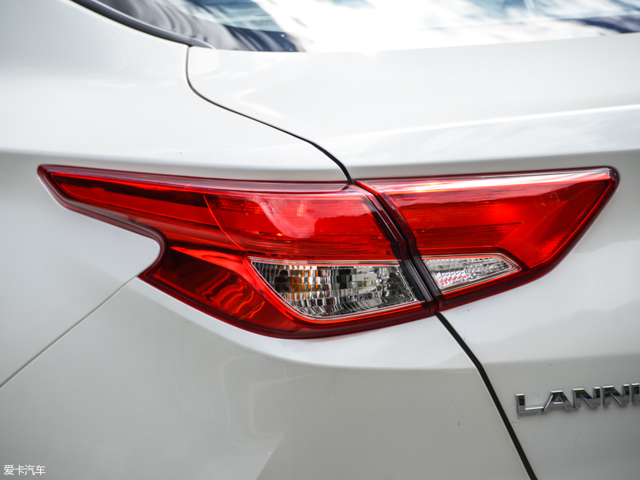 2016LANNIA {(ln)B 1.6L CVTܰ