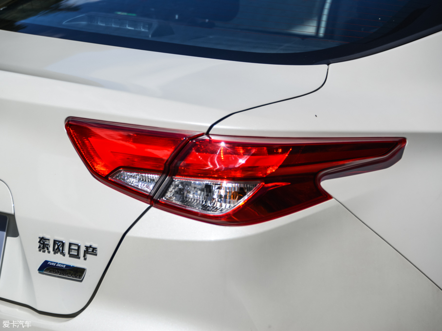 2016LANNIA {B 1.6L CVTܰ