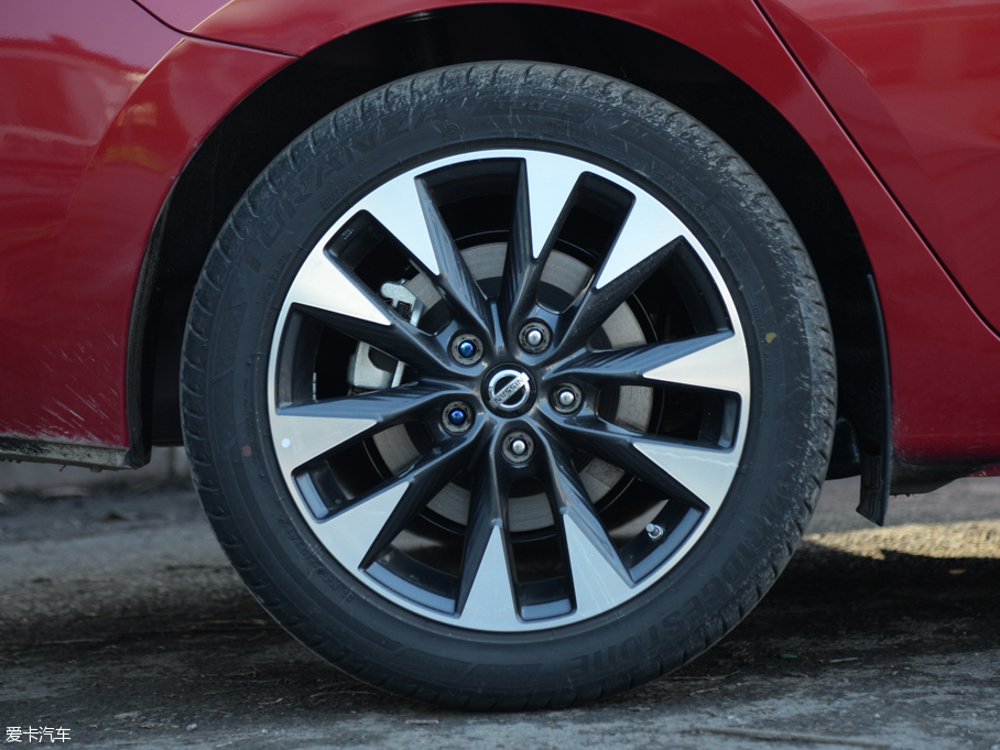 2016LANNIA {(ln)B 1.6L CVTܰ