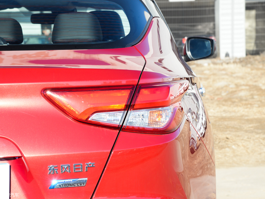 2016LANNIA {(ln)B 1.6L CVTܰ