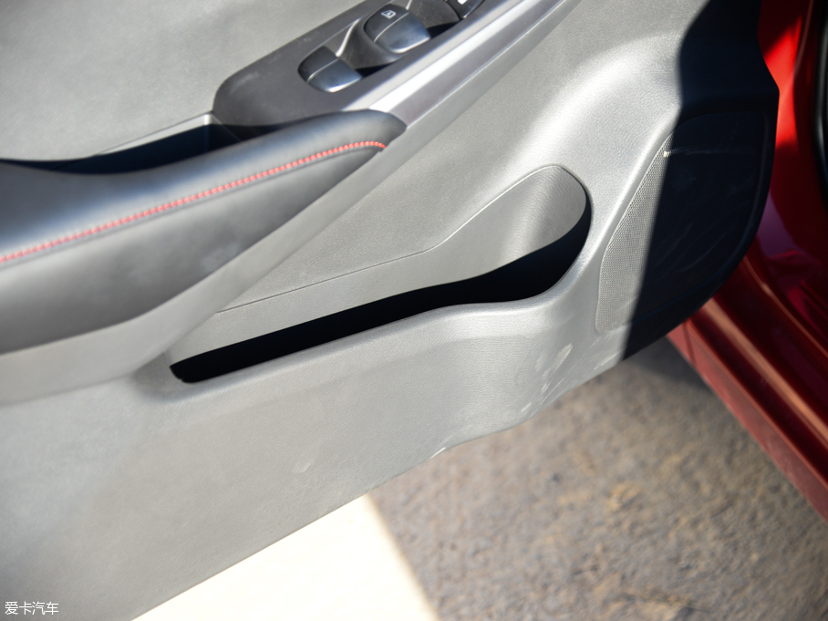 2016LANNIA {B 1.6L CVTܰ